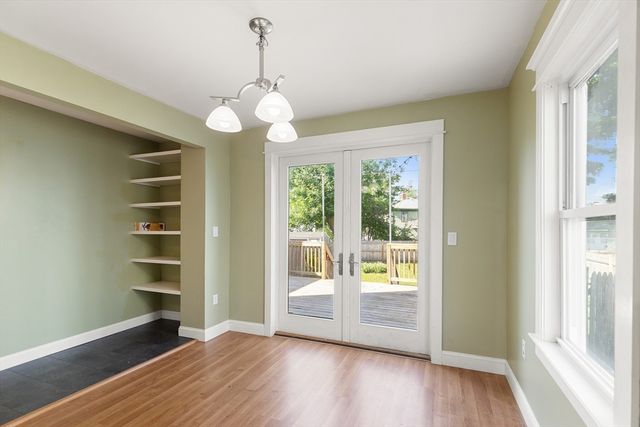 17 Osgood St, Salem, MA 01970