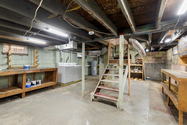 17 Osgood St, Salem, MA 01970