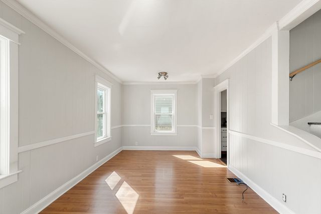17 Osgood St, Salem, MA 01970