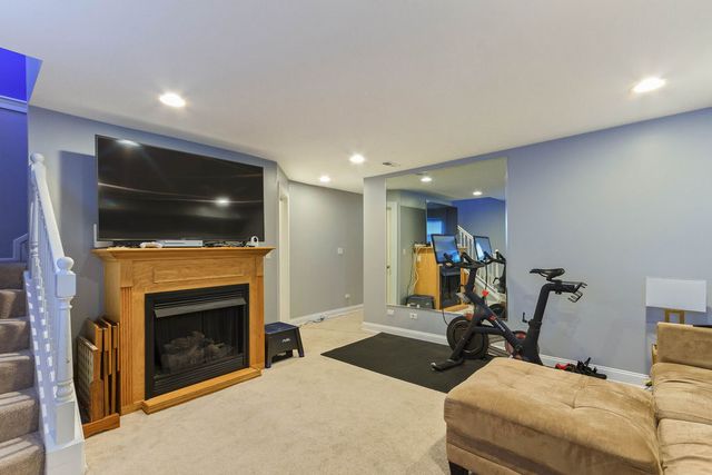 6600 S KENWOOD Avenue 1, Chicago, IL 60637