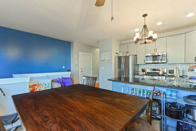 6600 S KENWOOD Avenue 1, Chicago, IL 60637