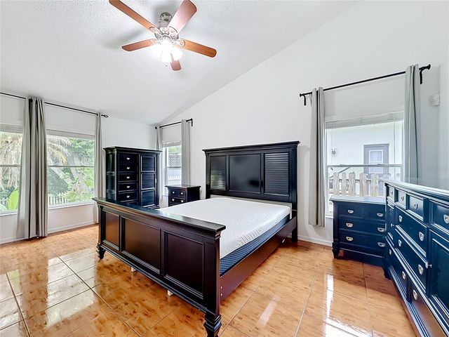 10719 FAIRHAVEN WAY, Orlando, FL 32825