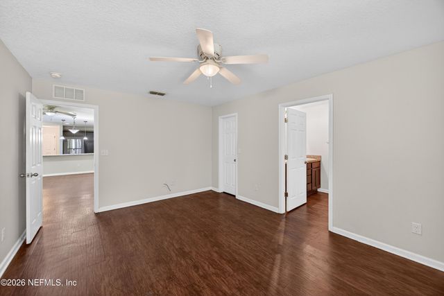 3029 BESSENT Road, Jacksonville, FL 32218