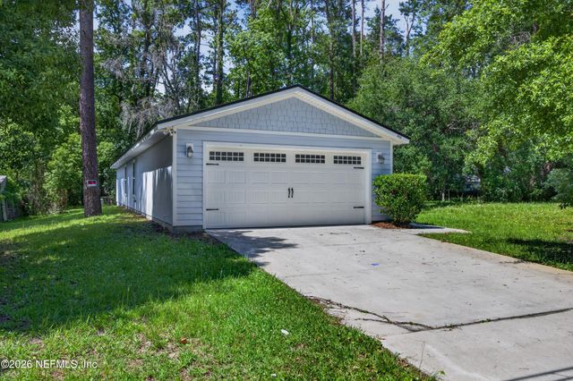 3029 BESSENT Road, Jacksonville, FL 32218