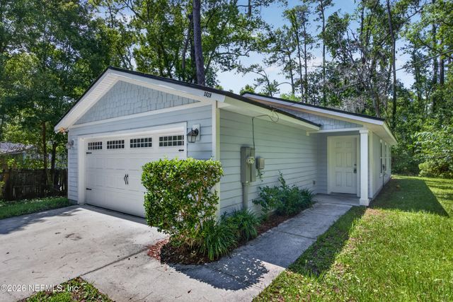 3029 BESSENT Road, Jacksonville, FL 32218