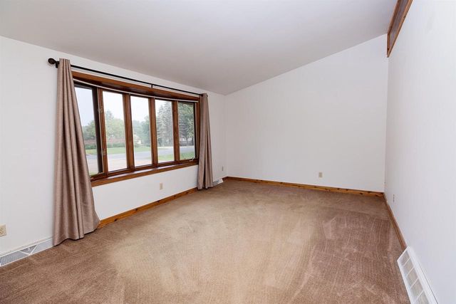 709 S GRANDVIEW STREET, Wittenberg, WI 54499