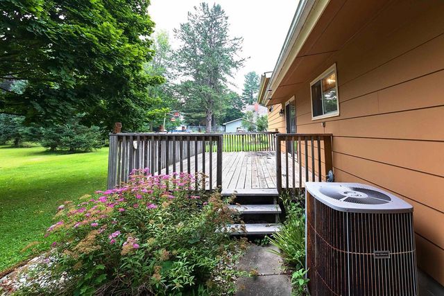 709 S GRANDVIEW STREET, Wittenberg, WI 54499