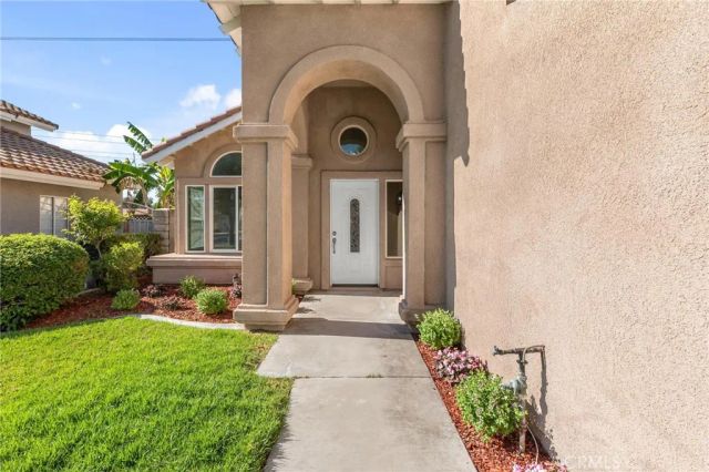6860 Stone Pine Court, Chino, CA 91710
