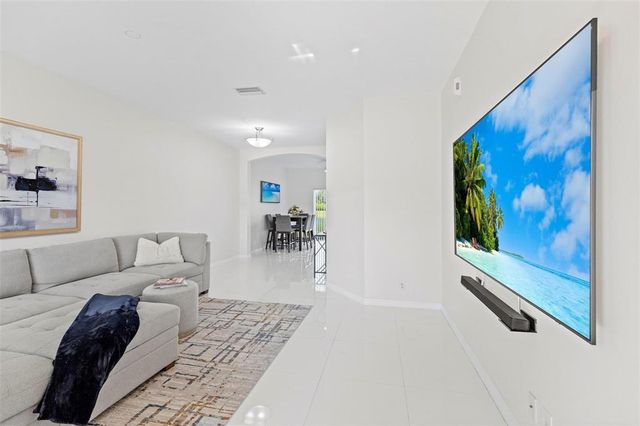 4722 Lago Vista Drive, Coconut Creek, FL 33073