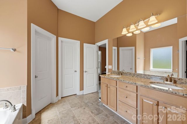 107 E Vista View Place, Mooresville, NC 28117