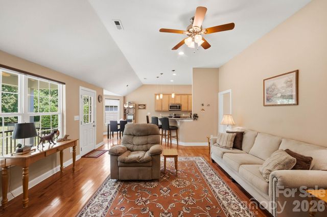 107 E Vista View Place, Mooresville, NC 28117