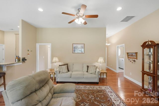 107 E Vista View Place, Mooresville, NC 28117