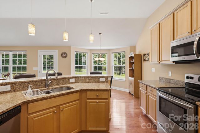 107 E Vista View Place, Mooresville, NC 28117
