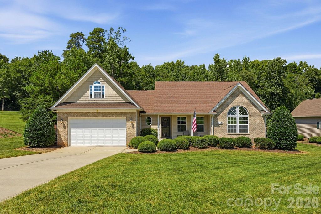 107 E Vista View Place, Mooresville, NC 28117