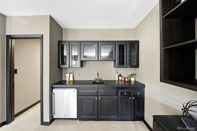 27 Beacon Hill Lane, Greenwood Village, CO 80111
