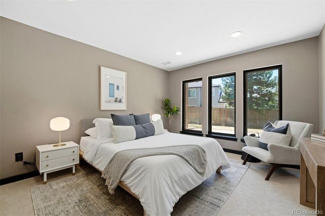 27 Beacon Hill Lane, Greenwood Village, CO 80111