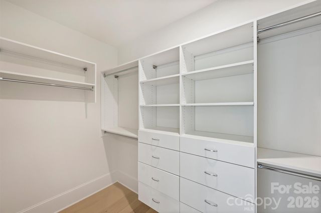 409 Queens Road 304, Charlotte, NC 28207