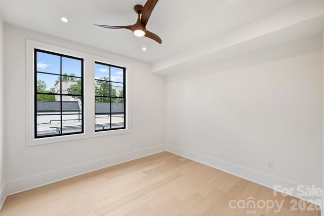 409 Queens Road 304, Charlotte, NC 28207