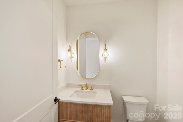 409 Queens Road 304, Charlotte, NC 28207