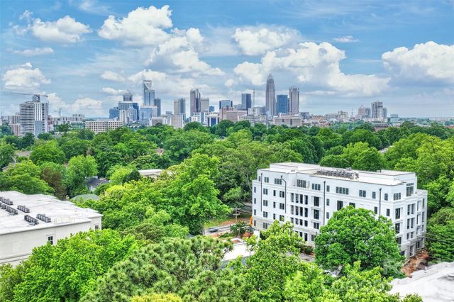 409 Queens Road 304, Charlotte, NC 28207
