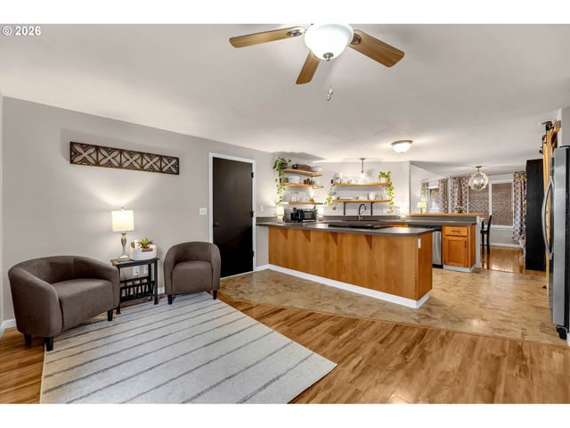 17614 Se 24TH Cir, Vancouver, WA 98683