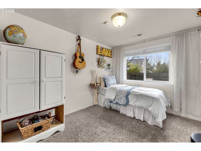 17614 Se 24TH Cir, Vancouver, WA 98683