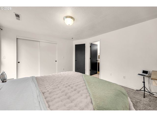 17614 Se 24TH Cir, Vancouver, WA 98683