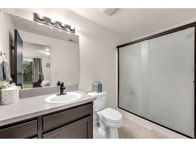 17614 Se 24TH Cir, Vancouver, WA 98683