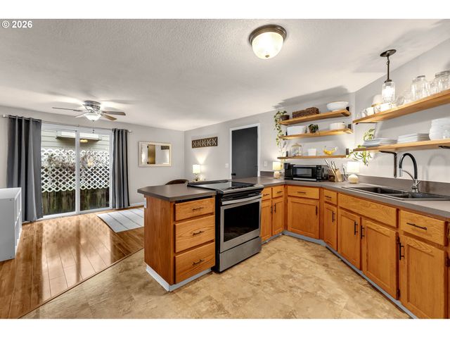 17614 Se 24TH Cir, Vancouver, WA 98683