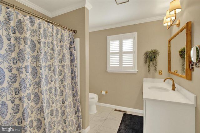 3104 DANIEL DR, Sinking Spring, PA 19608