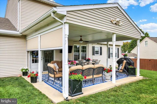 3104 DANIEL DR, Sinking Spring, PA 19608