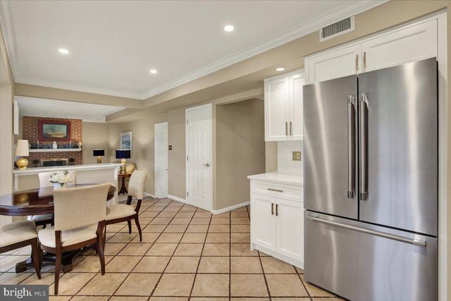 3104 DANIEL DR, Sinking Spring, PA 19608