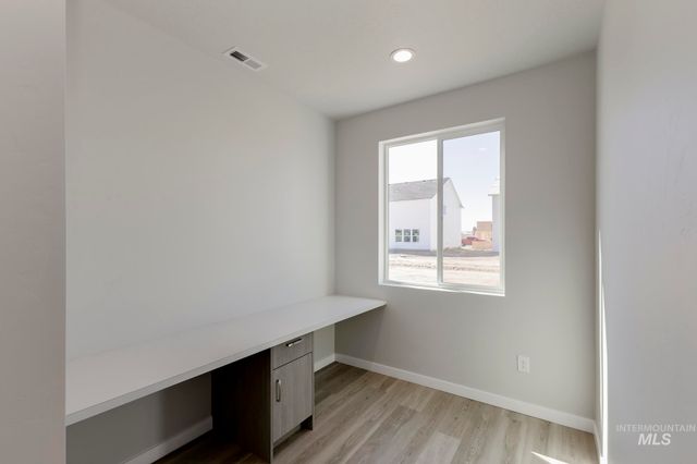 17441 N Union Springs Pl, Nampa, ID 83687