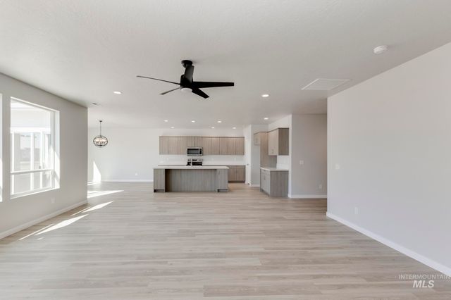 17441 N Union Springs Pl, Nampa, ID 83687