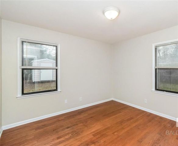 2655 N Harbor Drive, Mobile, AL 36605