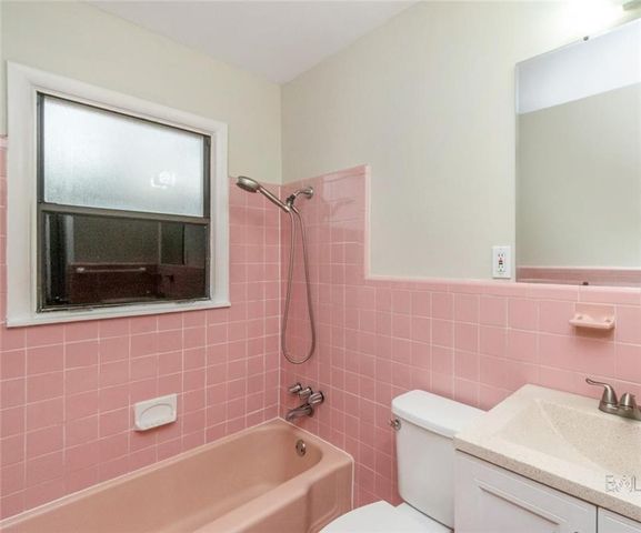 2655 N Harbor Drive, Mobile, AL 36605