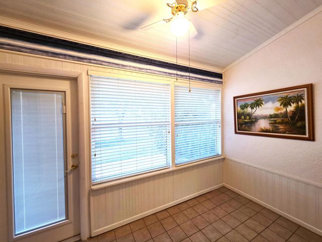 546 9th Place, Vero Beach, FL 32960