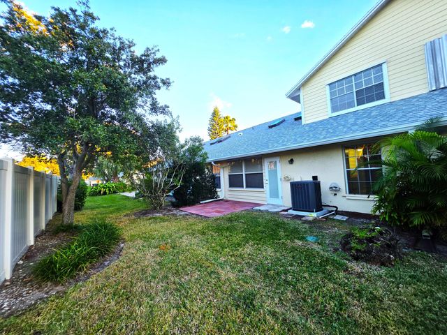 546 9th Place, Vero Beach, FL 32960