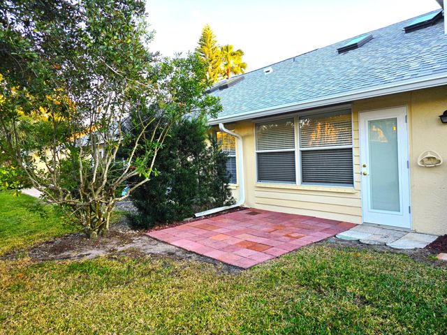 546 9th Place, Vero Beach, FL 32960