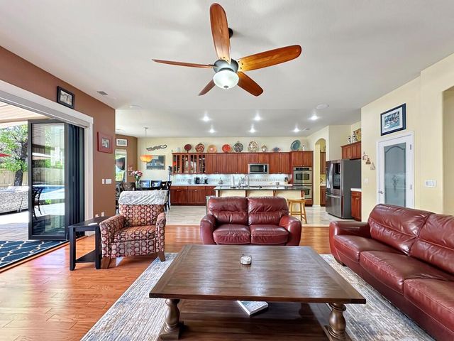 10555 Hampton Creek Drive, Reno, NV 89521