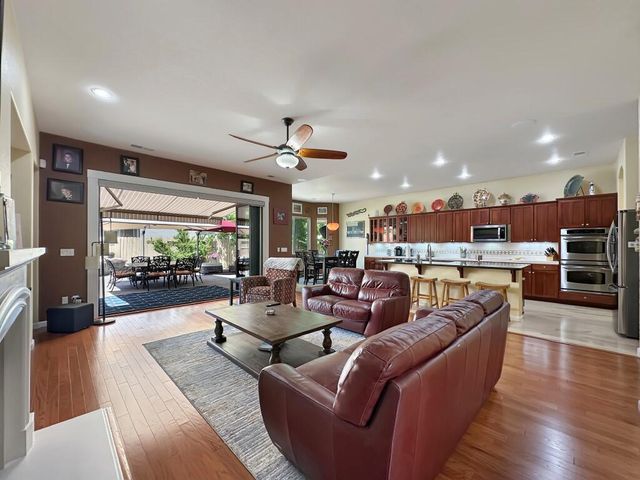 10555 Hampton Creek Drive, Reno, NV 89521