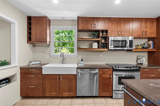 1700 Winding Way, North Chesterfield, VA 23235