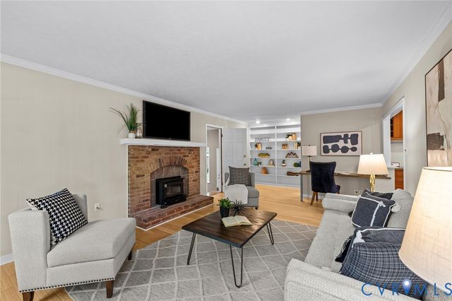 1700 Winding Way, North Chesterfield, VA 23235