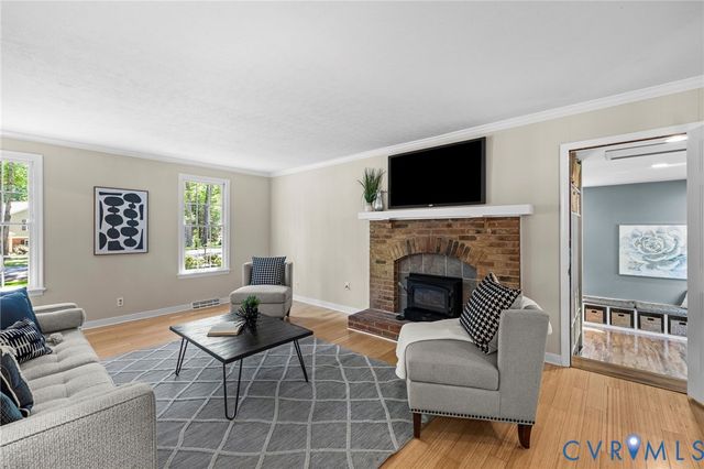 1700 Winding Way, North Chesterfield, VA 23235