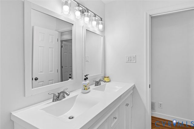 1700 Winding Way, North Chesterfield, VA 23235