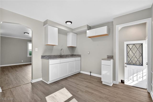 5493 Thomas Street, Maple Heights, OH 44137