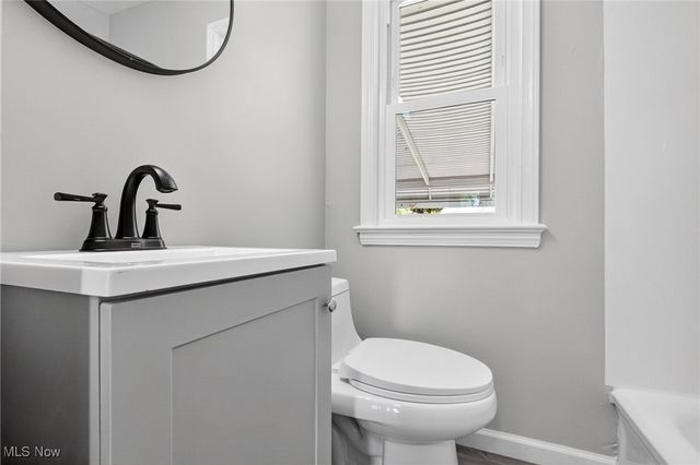 5493 Thomas Street, Maple Heights, OH 44137