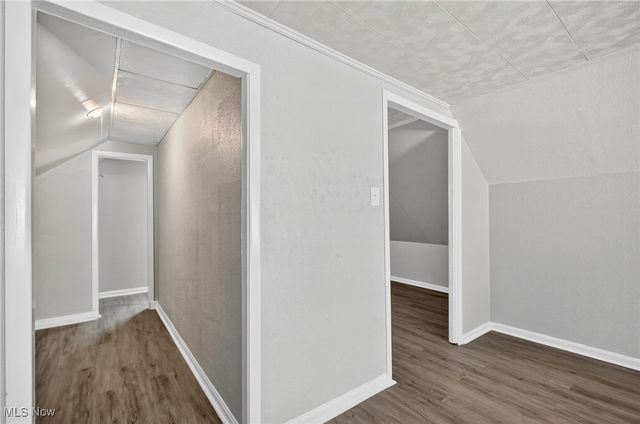 5493 Thomas Street, Maple Heights, OH 44137