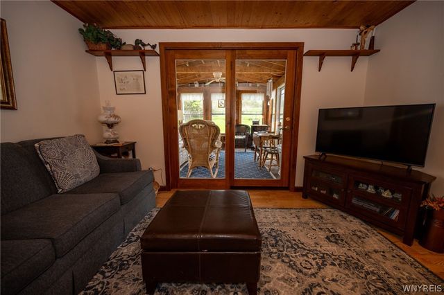 5115 Morgan Parkway, Hamburg, NY 14075