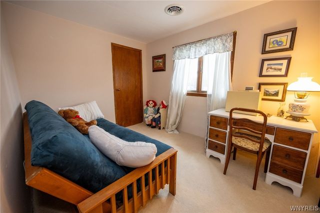 5115 Morgan Parkway, Hamburg, NY 14075